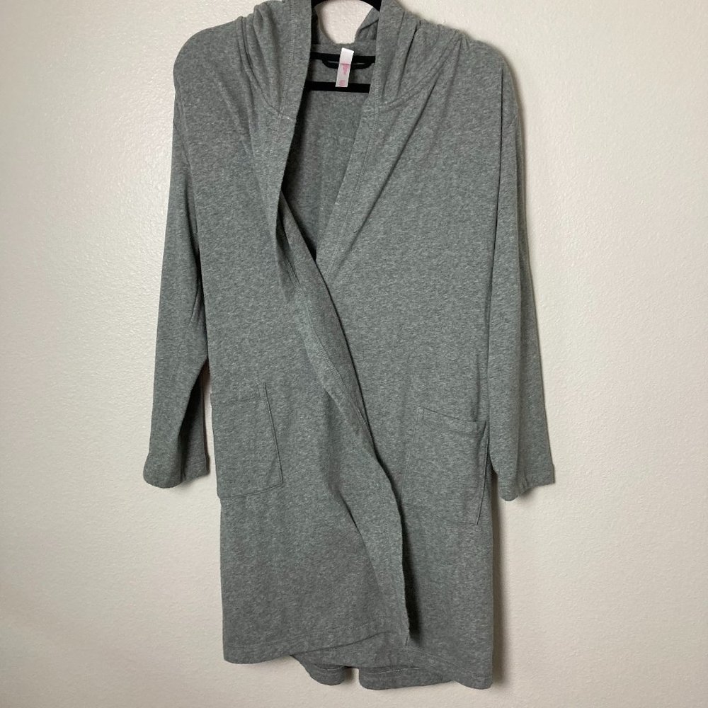 3/$20 Xhilaration Gray Robe Size XS/S